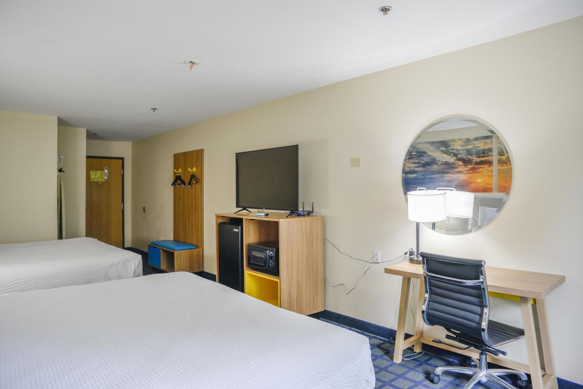 Days Inn By Wyndham Mount Vernon Esterno foto
